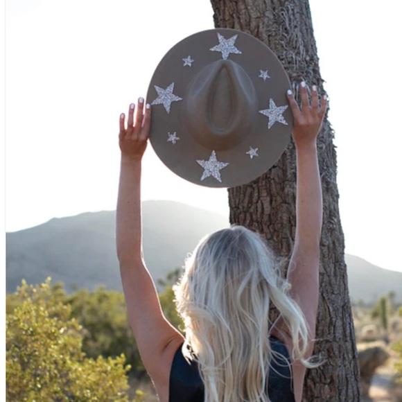 GB ORIGINAL!!The "Star" Cameron Wool Hat in Taupe Brand New - Picture 3 of 12